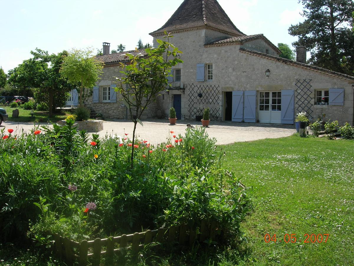 Bed and Breakfast Le Colombier à Villeneuve-sur-Lot Extérieur photo